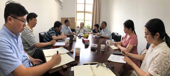 正在拼命加载中，请稍候
